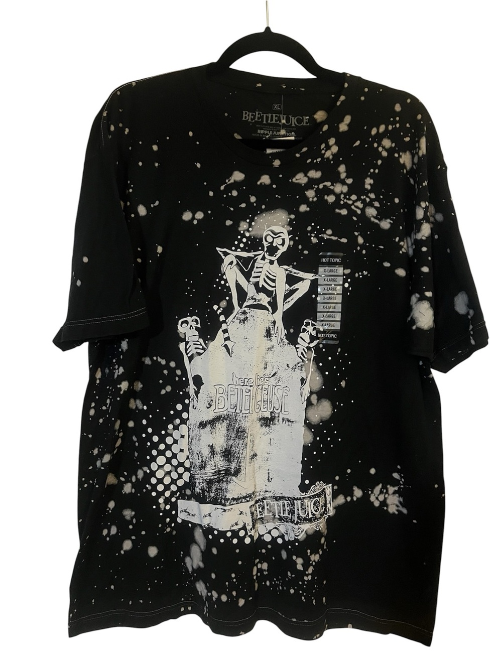 Beetlejuice Graphic Bleach-Splatter Black Short Sleeve Tee - Men